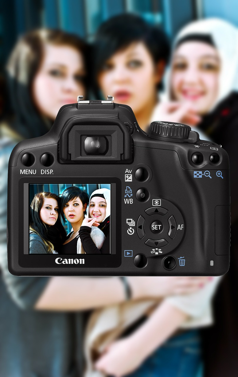 camera-84893_1280